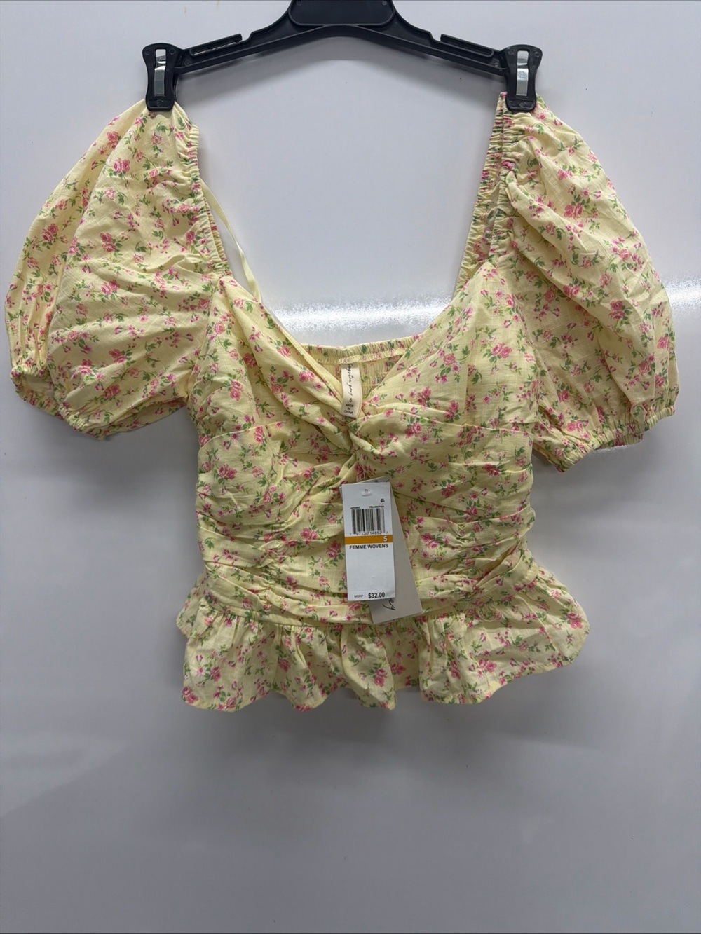 Kingston Grey Crop Top Small 
Crop Top - Yellow